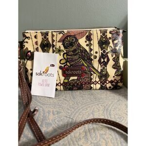 Sakroots Charging Power Bank Wristlet Mini Bag Zipper Top Desert Owl